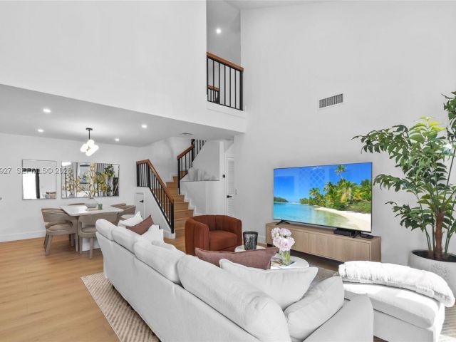 Продажа дома по адресу 21216 Harbor Way 158-15 - фото 6883823