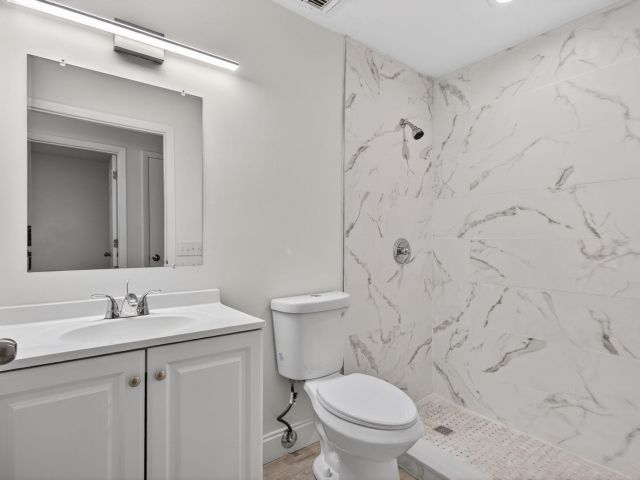 Продажа дома по адресу 208 NE 14th Avenue - фото 6898608