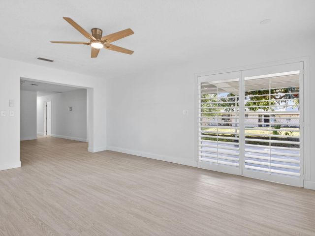 Продажа дома по адресу 208 NE 14th Avenue - фото 6898613