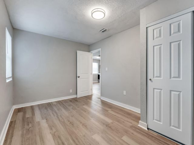 Дом в аренду по адресу 172 W 15th Street 1 - фото 6893562