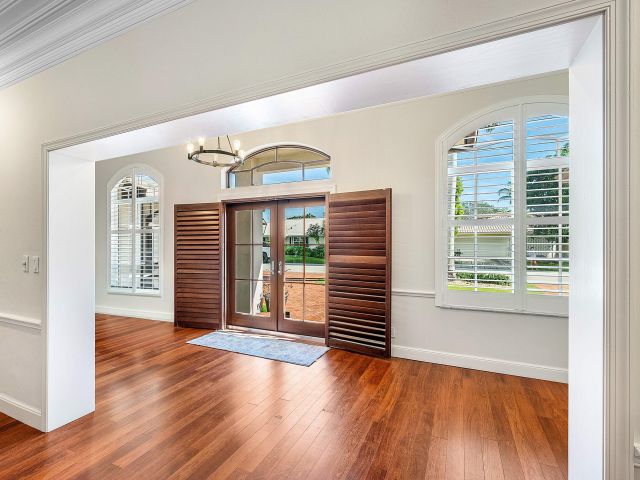 Дом в аренду по адресу 2121 Areca Palm Road - фото 6894553