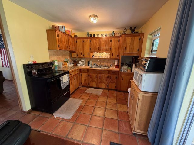 Продажа дома по адресу 813 Burch Drive - фото 6893940