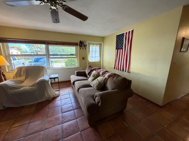 Продажа дома по адресу 813 Burch Drive - фото 6893945