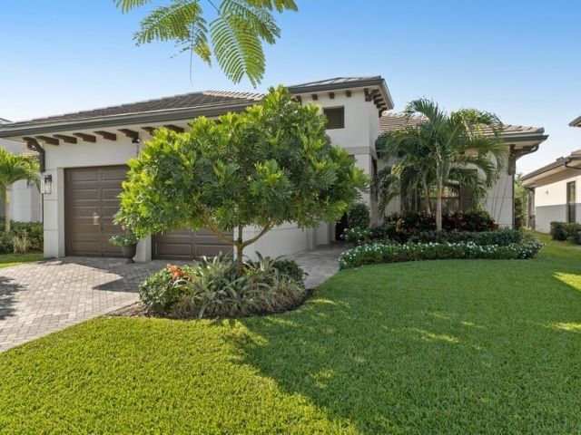 Дом в аренду по адресу 3088 Gin Berry Way - фото 6893924