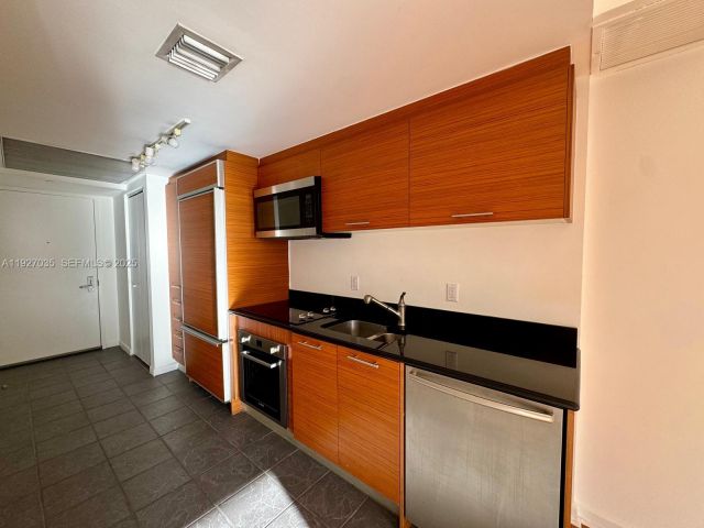 Продажа квартиры #1703 - фото 7444336