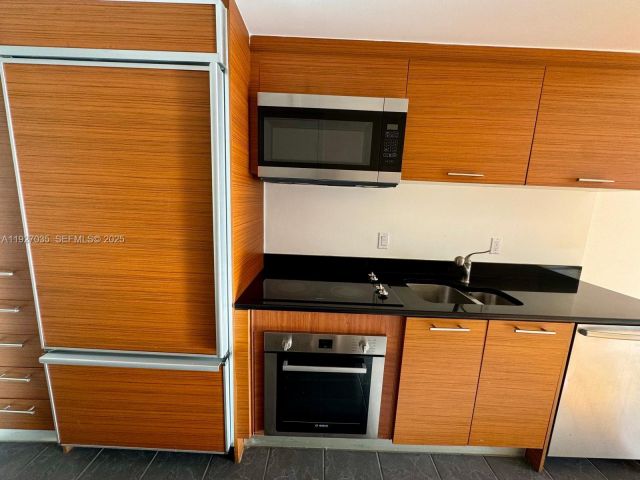 Продажа квартиры #1703 - фото 7444337