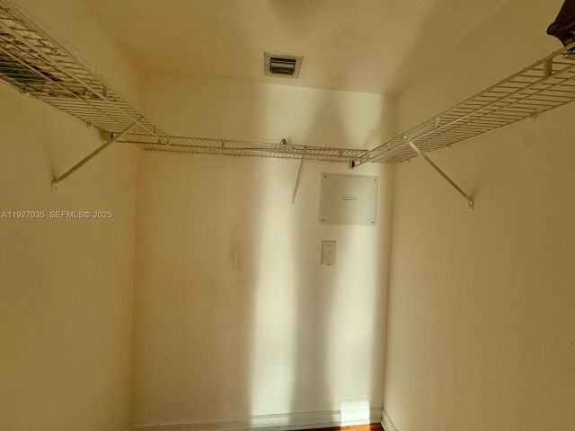 Продажа квартиры #1703 - фото 7444339