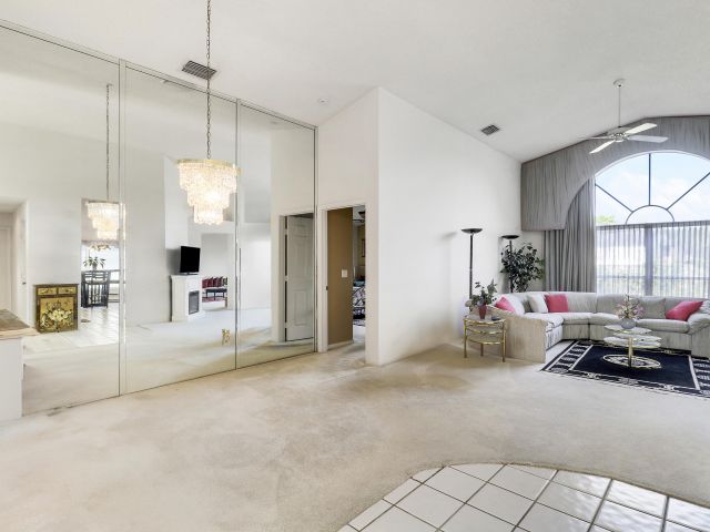 Продажа дома по адресу 4969 Broadstone Circle - фото 6895680