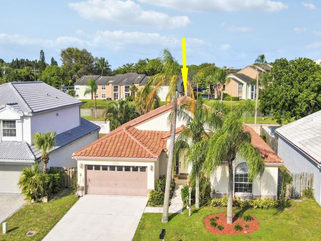 Продажа дома по адресу 4969 Broadstone Circle - фото 6895684