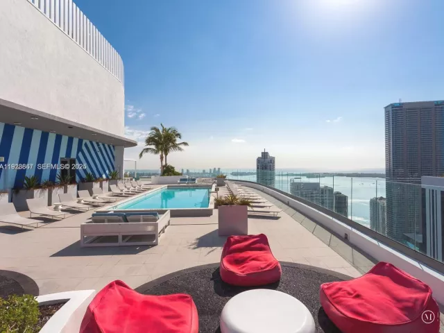 Продажа квартиры #2805 - фото 6881353