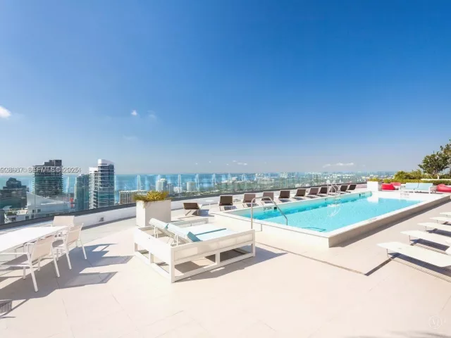 Продажа квартиры #2805 - фото 6881354