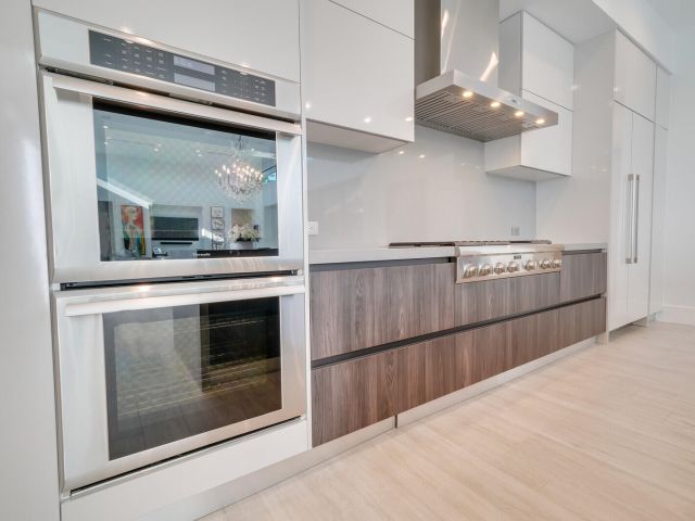 Дом в аренду по адресу 4011 Bayview Drive - фото 6883649