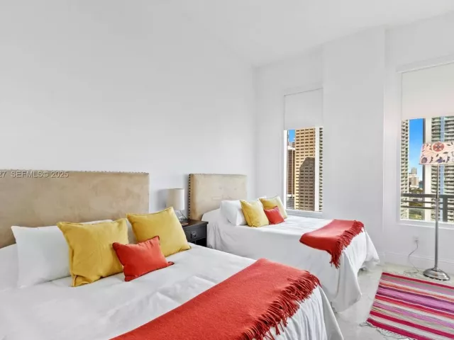 Продажа квартиры #2002 - фото 6886945