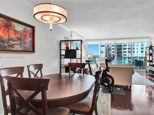 Квартира в аренду номер1436 (Available May 1st) - фото 6882321