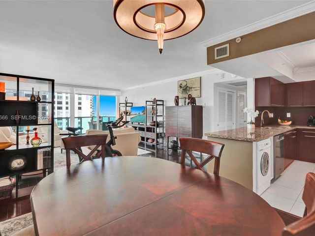 Квартира в аренду номер1436 (Available May 1st) - фото 6882324