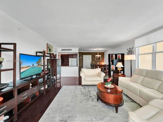 Квартира в аренду номер1436 (Available May 1st) - фото 6882325