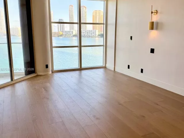 Квартира в аренду номер706 - фото 6887311