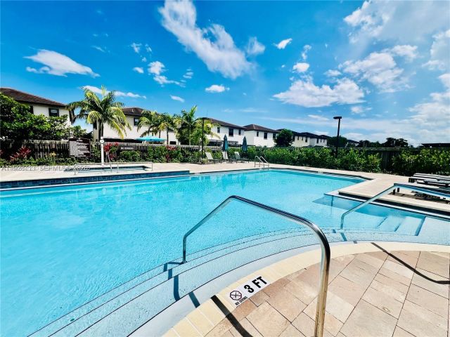 Дом в аренду по адресу 25532 SW 108th Ave 0 - фото 7457738