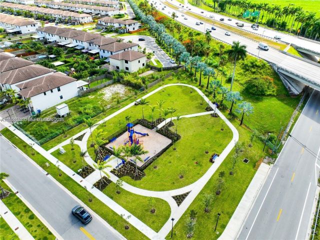 Дом в аренду по адресу 25532 SW 108th Ave 0 - фото 7457742