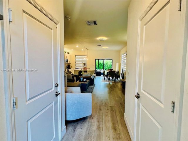 Дом в аренду по адресу 25532 SW 108th Ave 0 - фото 7457743