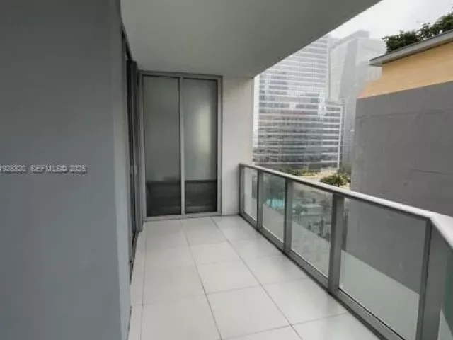 Продажа квартиры #1100 - фото 6881636