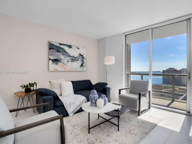 Продажа квартиры #1709 - фото 6883935