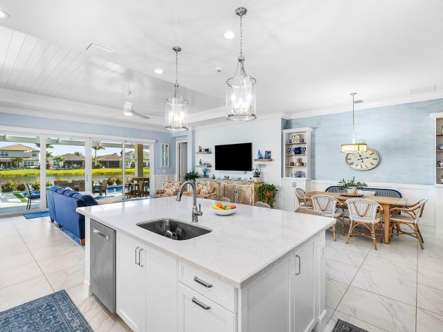 Продажа дома по адресу 7753 Wildflower Shores Drive - фото 6881320