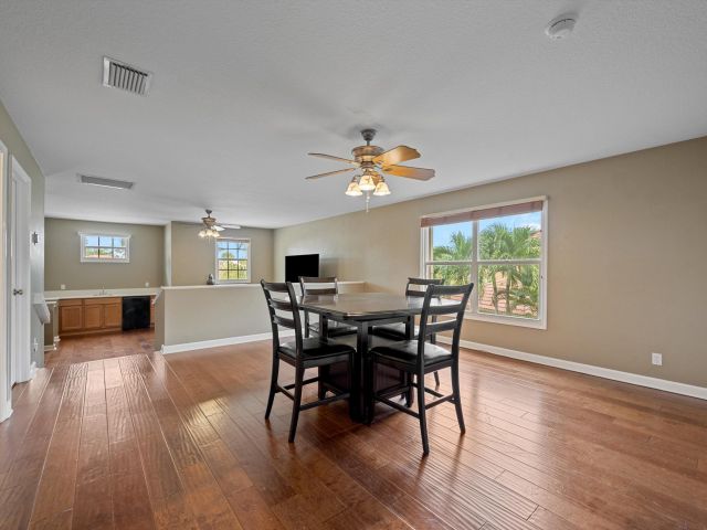 Продажа дома по адресу 3804 Victoria Road - фото 6893848