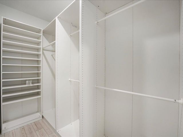 Дом в аренду по адресу 6818 Pointe Of Woods Drive - фото 6893618