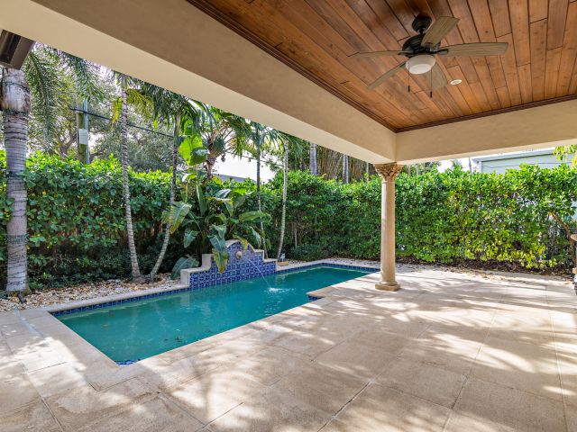 Продажа дома по адресу 216 Summa Street - фото 6893744