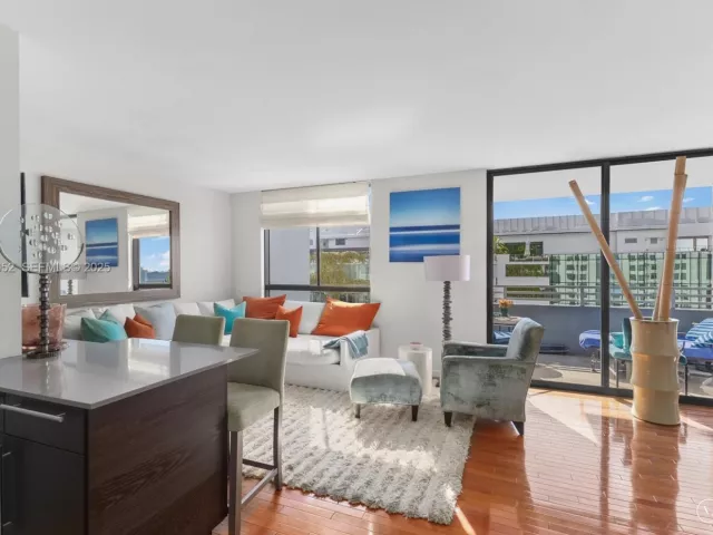 Продажа квартиры #1712 - фото 6886748