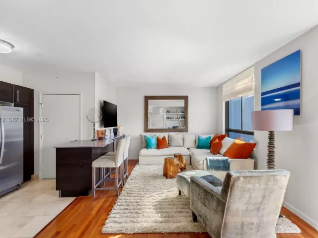 Продажа квартиры #1712 - фото 6886750