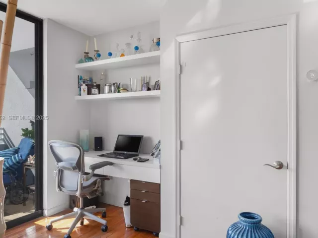 Продажа квартиры #1712 - фото 6886751