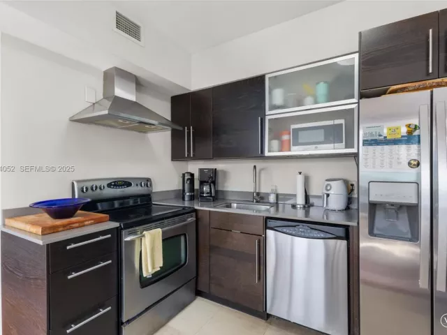 Продажа квартиры #1712 - фото 6886753