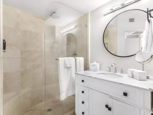 Продажа квартиры #1712 - фото 6886738