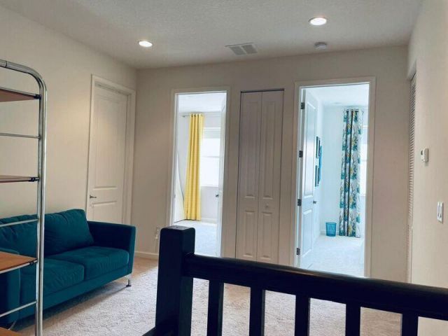 Дом в аренду по адресу 1527 NW 48th Lane - фото 6894615