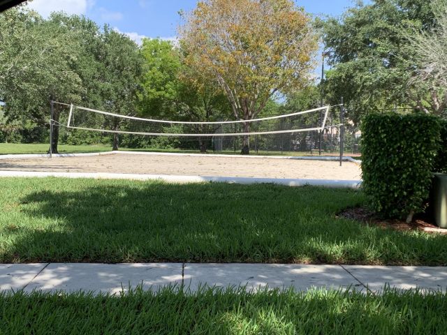 Дом в аренду по адресу 2058 Alta Meadows Lane 2507 - фото 6885814