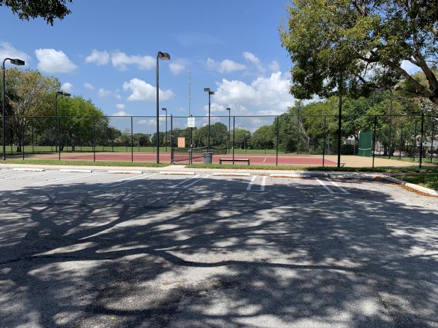 Дом в аренду по адресу 2058 Alta Meadows Lane 2507 - фото 6885815