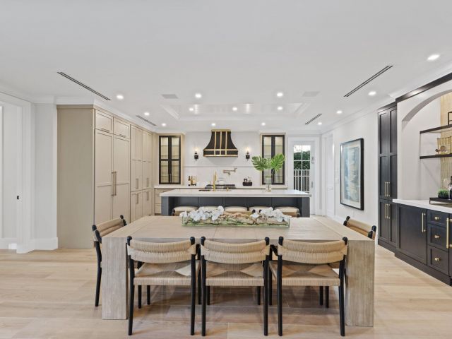 Продажа дома по адресу 209 NE 5th Street - фото 6887661