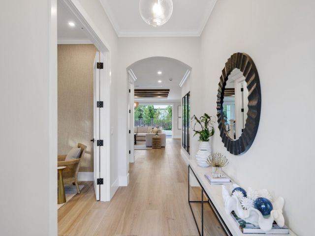 Продажа дома по адресу 209 NE 5th Street - фото 6887667