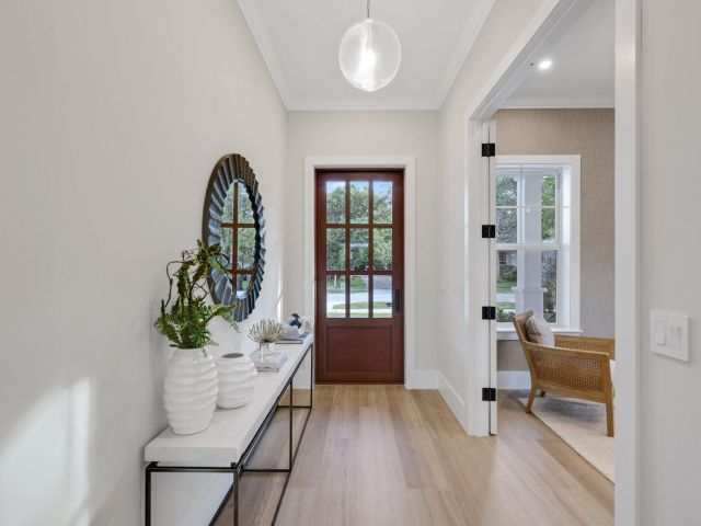 Продажа дома по адресу 209 NE 5th Street - фото 6887668