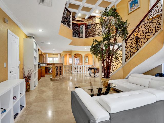 Дом в аренду по адресу 600 Circle Drive - фото 6893316