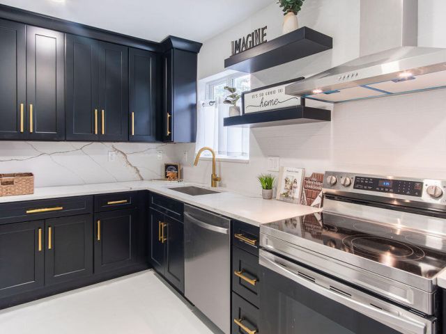 Продажа дома по адресу 6370 Plunkett Street - фото 6892977