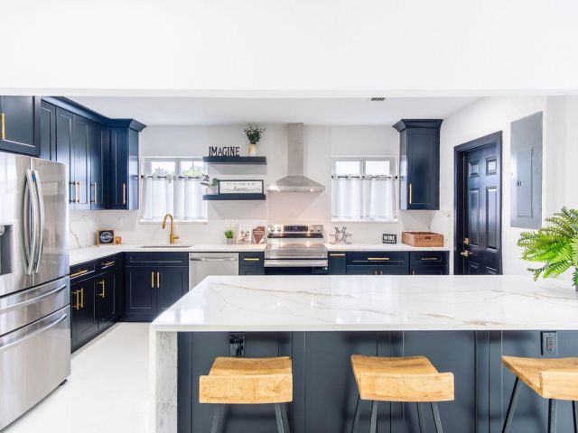 Продажа дома по адресу 6370 Plunkett Street - фото 6892984