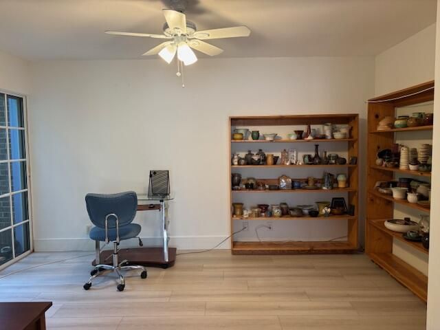 Продажа дома по адресу 4105 NW 1st Court - фото 6888076