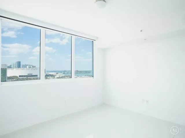 Квартира в аренду номер2402 - фото 6887300