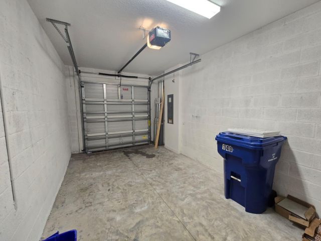 Дом в аренду по адресу 140 Bandol Street - фото 6893538