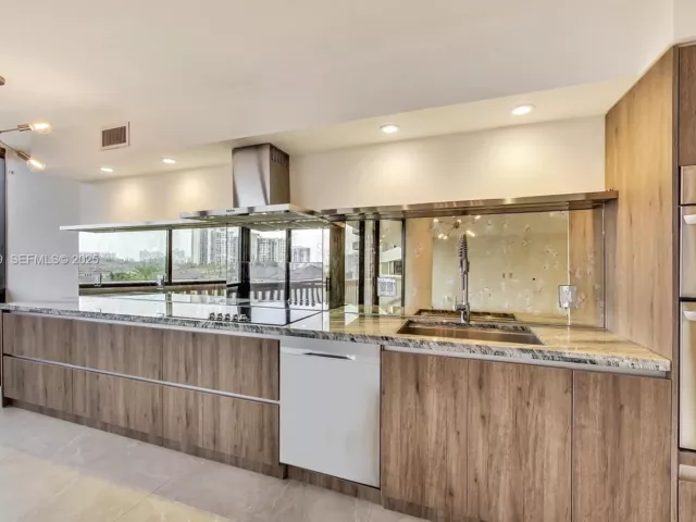 Квартира в аренду номер506 - фото 6887235