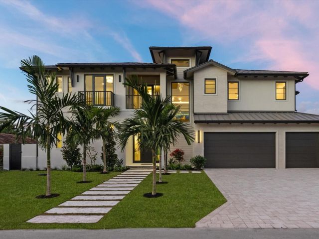 Продажа дома по адресу 963 Dogwood Drive - фото 6890989