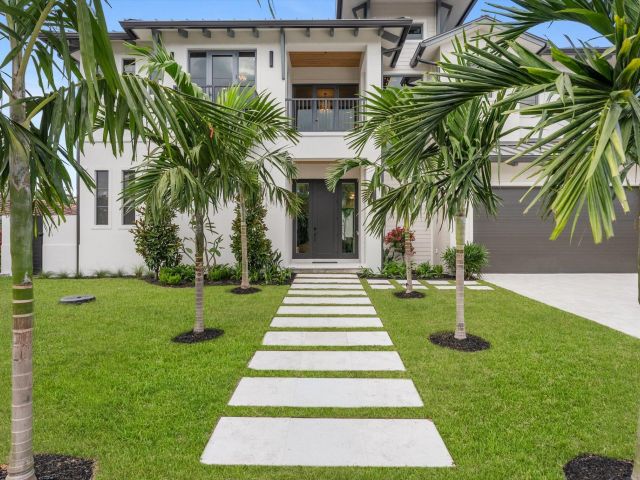 Продажа дома по адресу 963 Dogwood Drive - фото 6890992